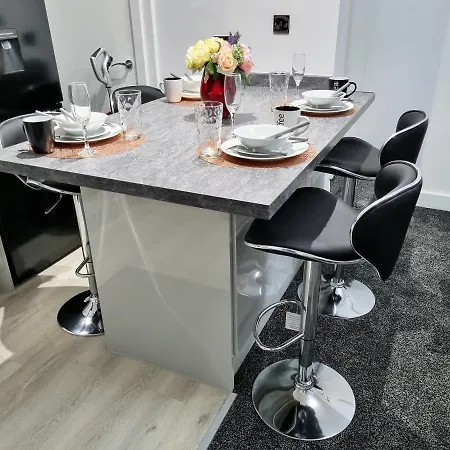 *11br* Setup For Your Amazing Relaxed + Free Parking + Free Fast Wifi * *