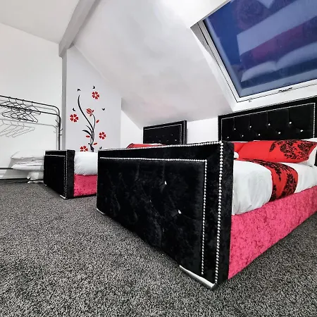 *11br* Setup For Your Amazing Relaxed + Free Parking + Free Fast Wifi * Holiday home