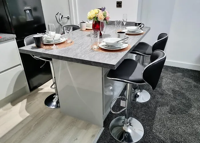 *11br* Setup For Your Amazing Relaxed + Free Parking + Free Fast Wifi * *