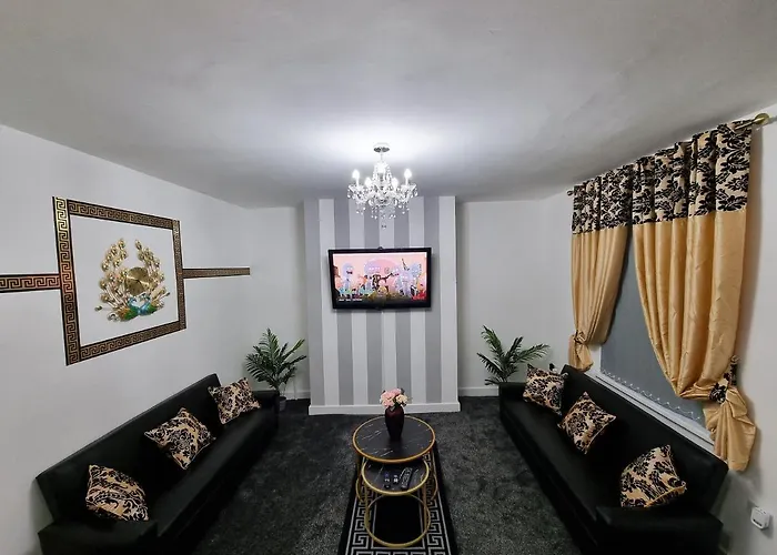 *11br* Setup For Your Amazing Relaxed + Free Parking + Free Fast Wifi * *