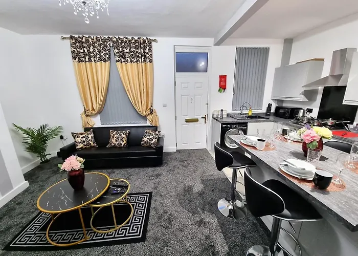 *11br* Setup For Your Amazing Relaxed + Free Parking + Free Fast Wifi * Holiday home