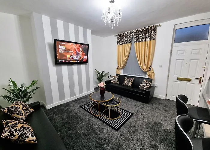 *11br* Setup For Your Amazing Relaxed + Free Parking + Free Fast Wifi * Holiday home *