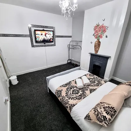 *11br* Setup For Your Amazing Relaxed + Free Parking + Free Fast Wifi * Nyaraló Leeds